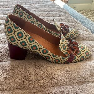 Chie Mihara Geometric Patterned Heels - Green and Red